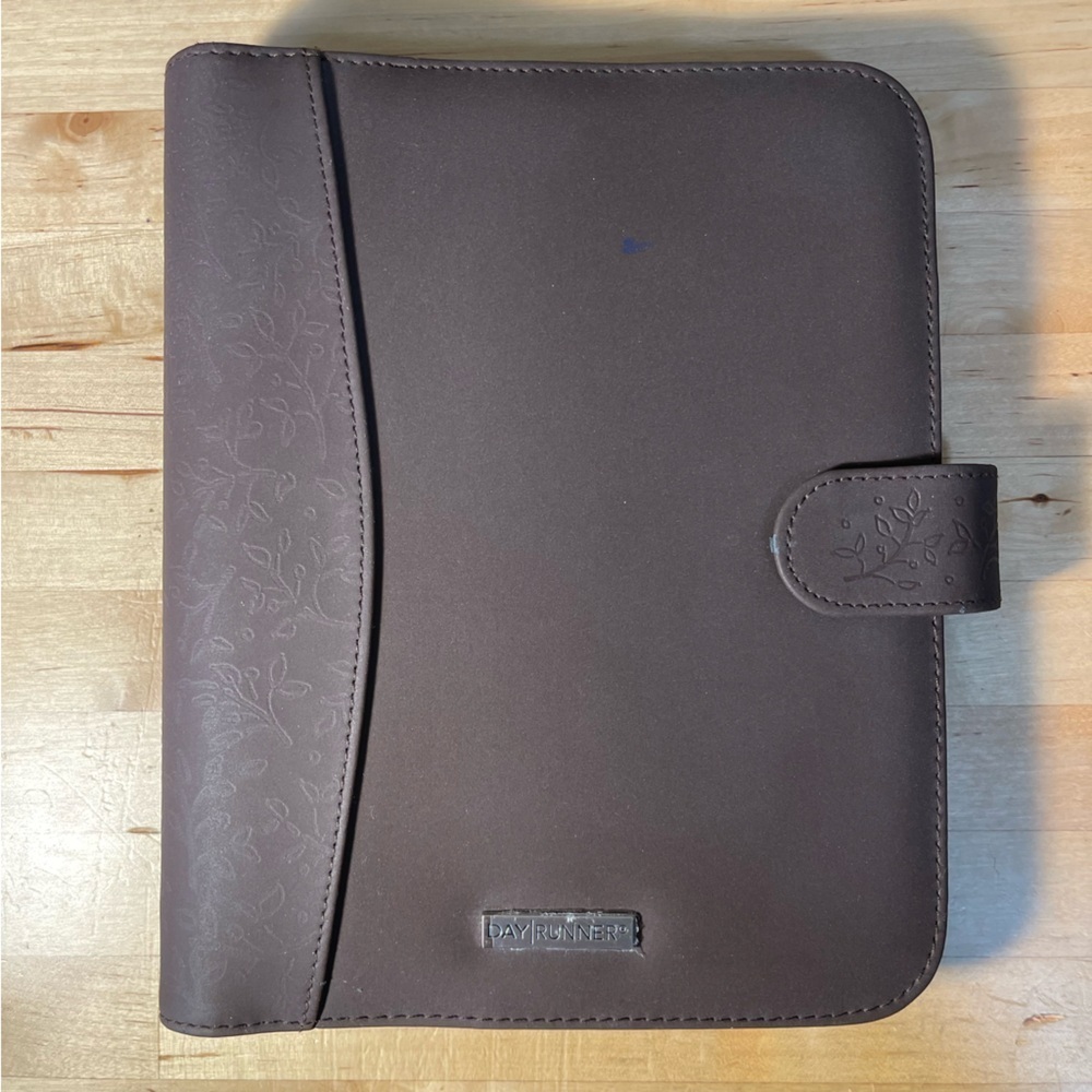 Day Runner Nylon Organizer Binder